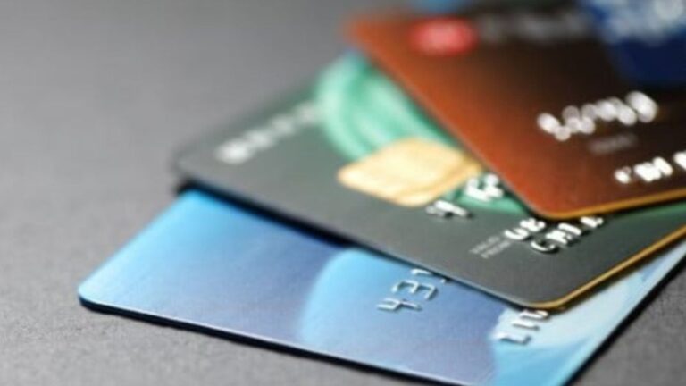 Bangladesh Bank allows international card use for flight tickets