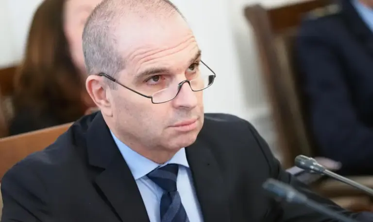 Bulgaria plans single e-ticket under new transport law