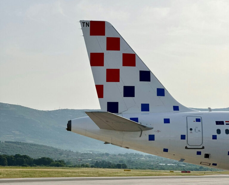Croatia Airlines tail wows world design judges