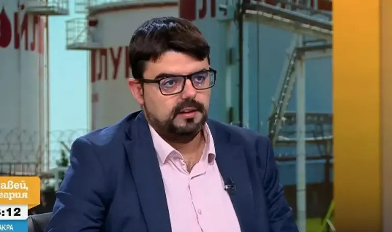 Expert warns Lukoil law may trigger Russia claim