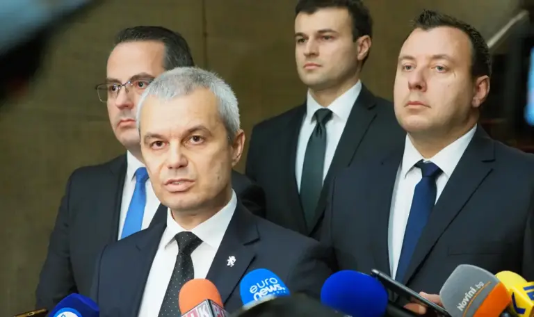 Kostadinov says government losing support