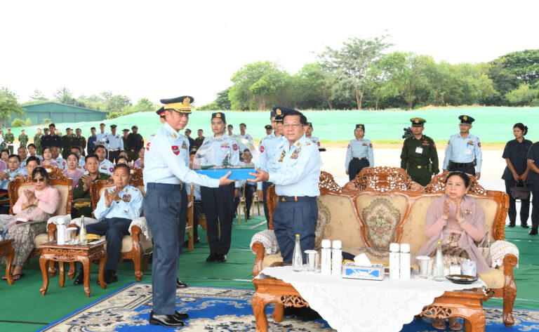 Min Aung Hlaing commissions new aircraft for Tatmadaw Air