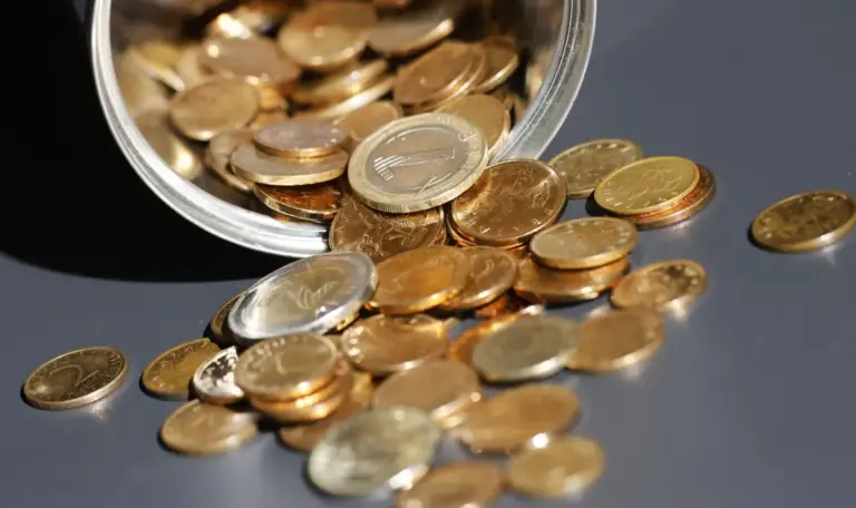 New coin rules in Bulgaria allow payments in levs for one more month