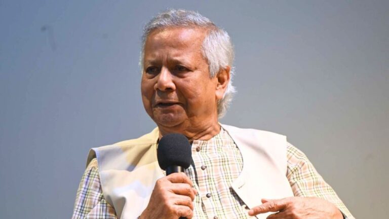 Prof Yunus congratulates Bangladesh football team on India win