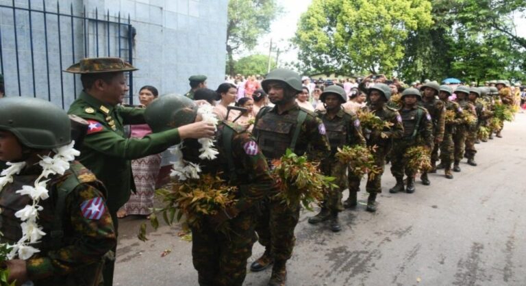 Tatmadaw heroes honored with lavish ceremony